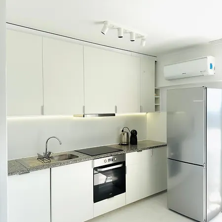 Апартаменты Concorde Luxury Ocean View Портиман